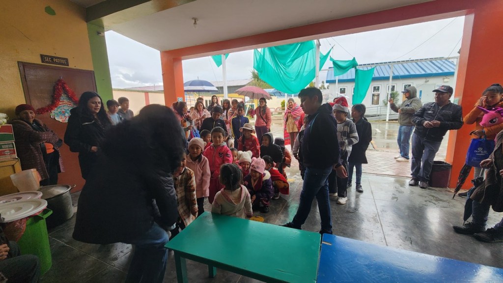 Iglesia Bautista Emanuel Chupaca: Celebración Navideña con los Niños de San Miguel de Pincha y Callaballauri – 2024